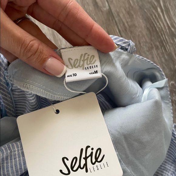 Selfie Leslie Jojo Romper - Picture 6 of 6